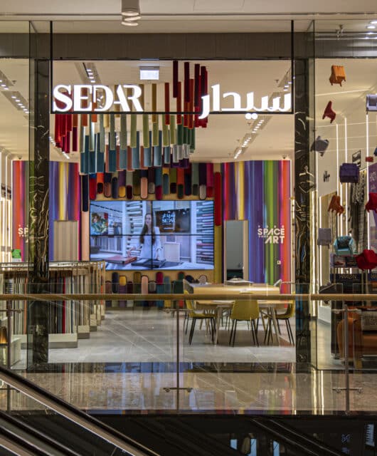 ZKLD uses dramatic lighting effect for an F&B project in Istanbul