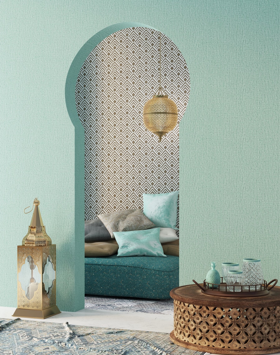 Add Arabesque touches to the house