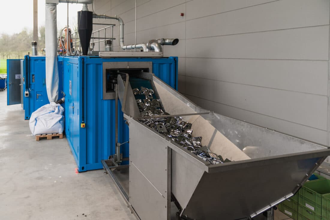 Hansgrohe operates a globally unique recycling machine for chrome-plated plastic parts since mid-2024. Image courtesy: Hansgrohe SE