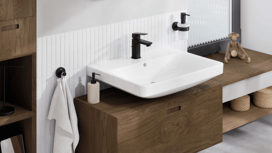 GROHE water systems play a key role here, offering advanced technologies that help monitor, manage, and reduce water usage, without compromising comfort