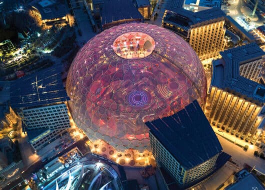 Al Wasl Plaza by Adrian Smith + Gordon Gill Architecture (Dubai) for Design For Living