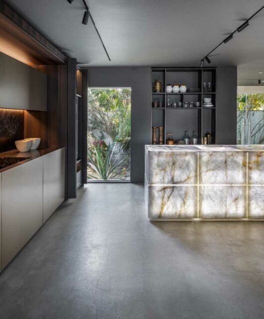 Presented within Purity’s Jumeirah 2 space, the brand offers guests a serene and sensory exploration of its iconic kitchens and design philosophy
